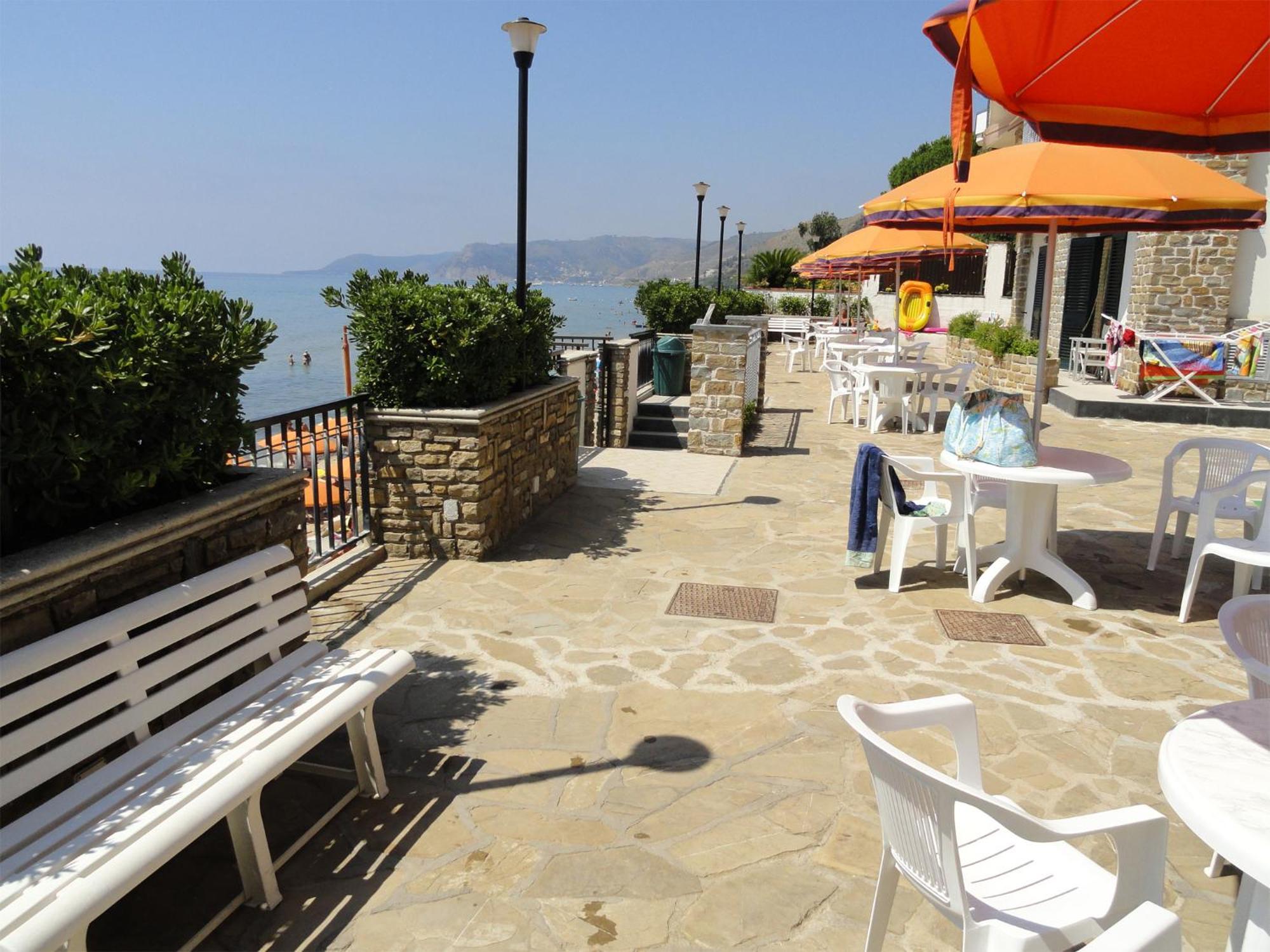 Acciaroli Vacanze Residence Exterior photo