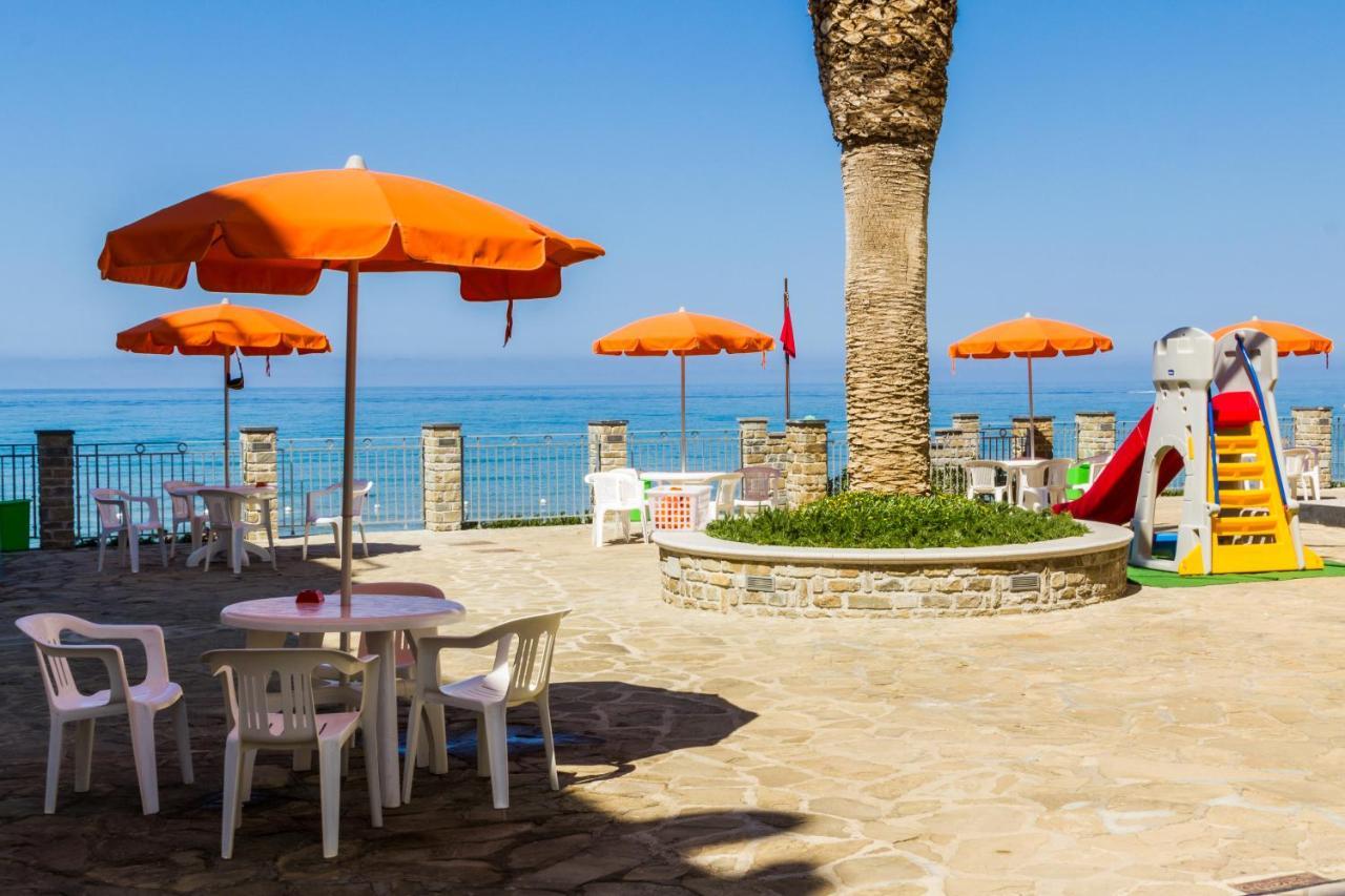 Acciaroli Vacanze Residence Exterior photo